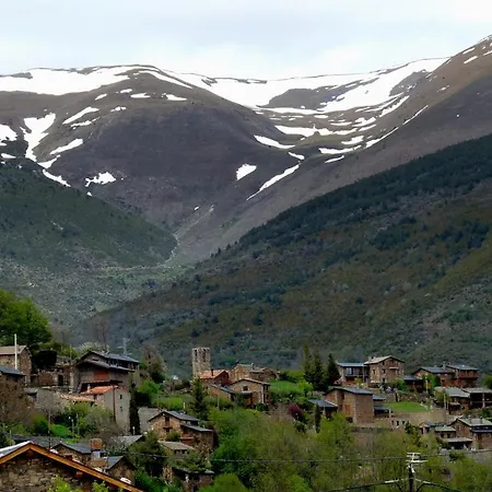 Serraima, A Prop De La Cerdanya בית כפרי